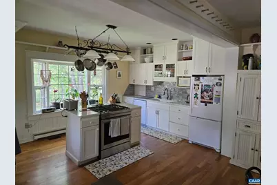 954 Old Lynchburg Rd #A, Charlottesville, VA 22903 - Photo 4