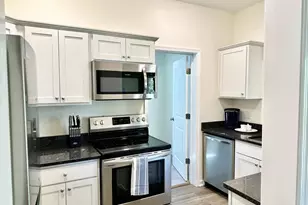 911 West St, Charlottesville, VA 22903 - Photo 12