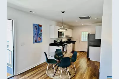326 NW 10th St #2, Charlottesville, VA 22903 - Photo 10