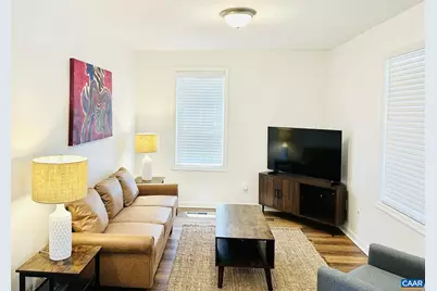 326 NW 10th St #2, Charlottesville, VA 22903 - Photo 12