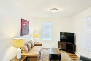 326 NW 10th St, Charlottesville, VA 22903 - Photo 12