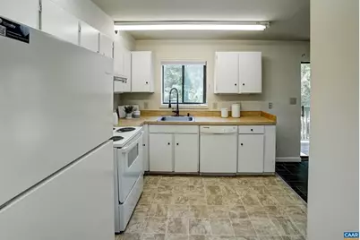 239 Harvest Dr, Charlottesville, VA 22903 - Photo 14