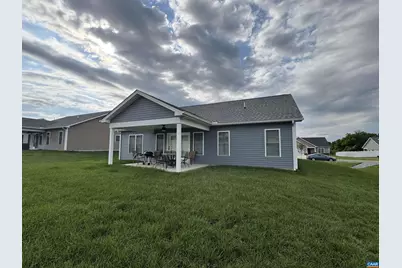 179 Langley Dr, Waynesboro, VA 22980 - Photo 2