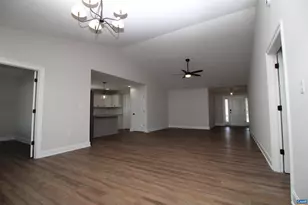 179 Langley Dr, Waynesboro, VA 22980 - Photo 4