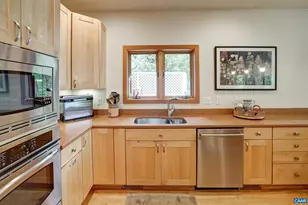 136 Hooded Warbler Ln, Nellysford, VA 22958 - Photo 20