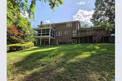 985 Tanglewood Rd, Charlottesville, VA 22901 - Photo 4