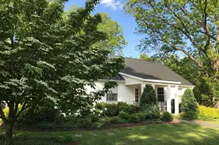 1100 W Leigh Dr, Charlottesville, VA 22901 - Photo 2