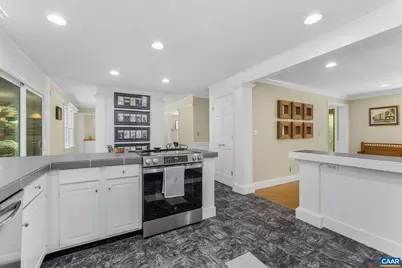 125 Vincennes Rd, Charlottesville, VA 22911 - Photo 16