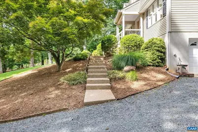 125 Vincennes Rd, Charlottesville, VA 22911 - Photo 4