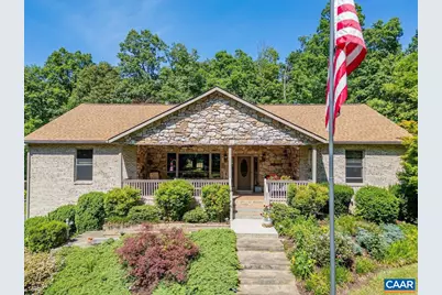 34 Look Up Ln, Waynesboro, VA 22980 - Photo 1