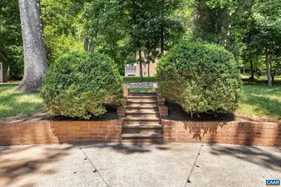1721 Yorktown Dr, Charlottesville, VA 22901 - Photo 40