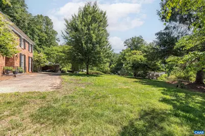 1721 Yorktown Dr, Charlottesville, VA 22901 - Photo 32