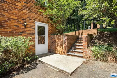 1721 Yorktown Dr, Charlottesville, VA 22901 - Photo 34