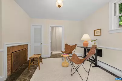1721 Yorktown Dr, Charlottesville, VA 22901 - Photo 14