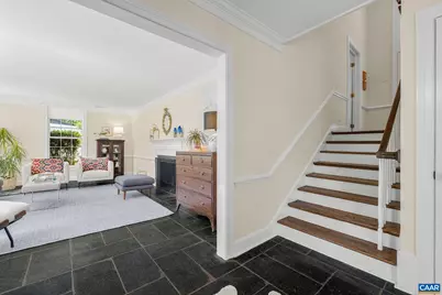 1721 Yorktown Dr, Charlottesville, VA 22901 - Photo 4