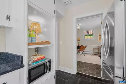 1721 Yorktown Dr, Charlottesville, VA 22901 - Photo 12