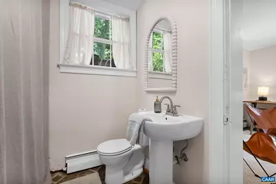 1721 Yorktown Dr, Charlottesville, VA 22901 - Photo 16