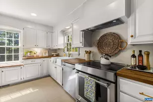 102 Meadowbrook Ct, Charlottesville, VA 22901 - Photo 12