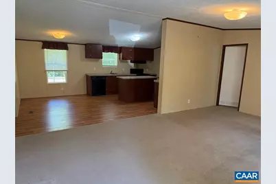 184 Ivy Ave, Howardsville, VA 24562 - Photo 6