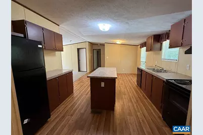 184 Ivy Ave, Howardsville, VA 24562 - Photo 12