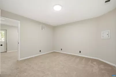 31 Hillandale Dr, Staunton, VA 24401 - Photo 18