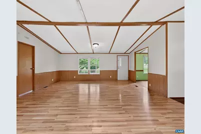 2026 Banton Shop Rd, Dillwyn, VA 23936 - Photo 10
