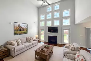 1410 Hillbrook Ct, Charlottesville, VA 22901 - Photo 8
