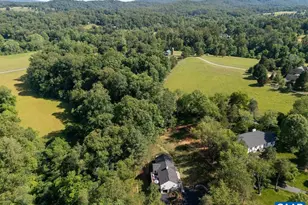935 Emerson Dr, Charlottesville, VA 22901 - Photo 64