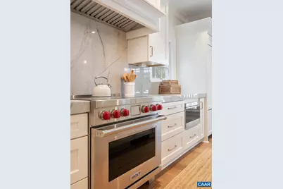 935 Emerson Dr, Charlottesville, VA 22901 - Photo 18