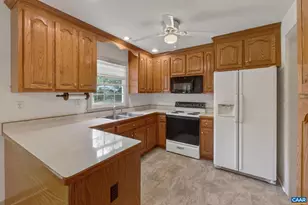 1064 Wintergreen Ln, Charlottesville, VA 22903 - Photo 10