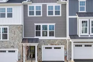 3046 Farrow Cir, Charlottesville, VA 22901 - Photo 2