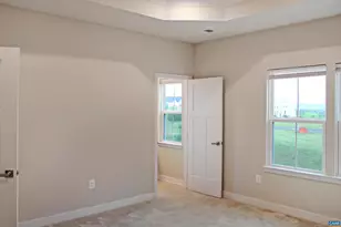 2061 Lockwood Dr, Charlottesville, VA 22911 - Photo 14
