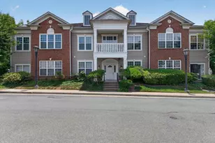 949 Glenwood Station Ln, Charlottesville, VA 22901 - Photo 2