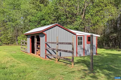 334 Pump Rd, New Canton, VA 23123 - Photo 38