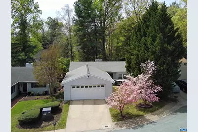 1498 Lake Forest Dr, Charlottesville, VA 22901 - Photo 2