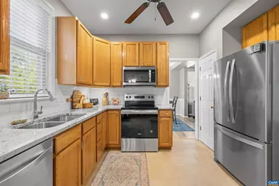 1088 Autumn Hill Ct, Crozet, VA 22932 - Photo 4