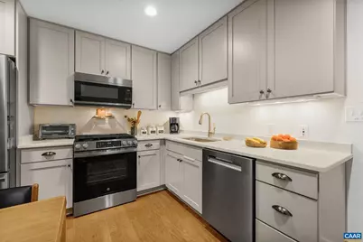 1425 Trailside Ct #304, Charlottesville, VA 22911 - Photo 12