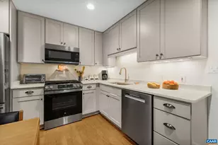 1425 Trailside Ct, Charlottesville, VA 22911 - Photo 12
