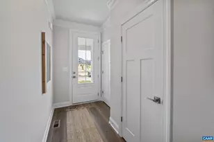 4B-433 Belvedere Blvd, Charlottesville, VA 22901 - Photo 4