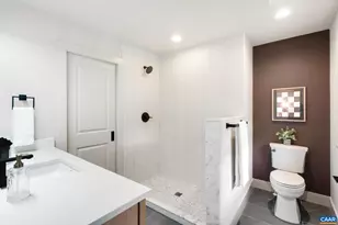 1004 Cottonwood Rd, Charlottesville, VA 22903 - Photo 26