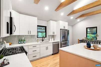1004 Cottonwood Rd, Charlottesville, VA 22903 - Photo 12