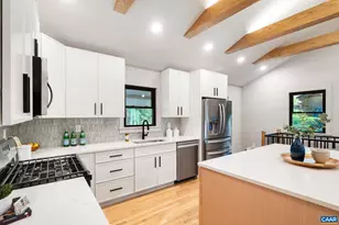 1004 Cottonwood Rd, Charlottesville, VA 22903 - Photo 12
