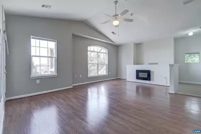 830 Beverley Dr #305, Charlottesville, VA 22911 - Photo 10