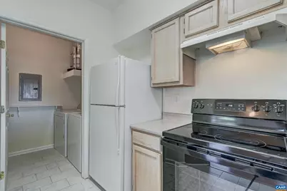 830 Beverley Dr #305, Charlottesville, VA 22911 - Photo 16