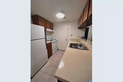 1226 Smith St #K, Charlottesville, VA 22901 - Photo 6
