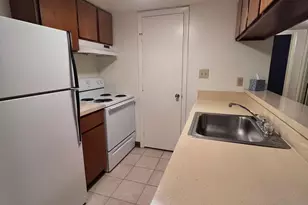 1226 Smith St, Charlottesville, VA 22901 - Photo 6