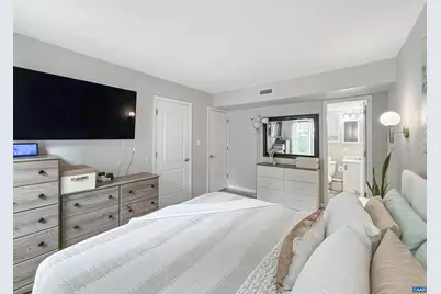 1354 Villa Ct #D, Charlottesville, VA 22903 - Photo 10