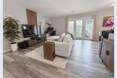 1354 Villa Ct #D, Charlottesville, VA 22903 - Photo 2