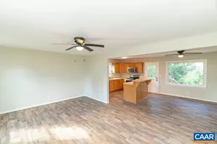 102 Dorset Ct, Charlottesville, VA 22911 - Photo 6