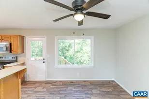 102 Dorset Ct, Charlottesville, VA 22911 - Photo 12